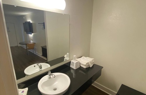 Manchester Hotel | Motel 6 Manchester, TN