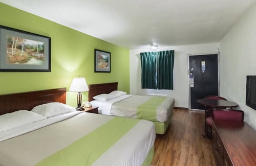 Mattoon Hotel | Motel 6 Mattoon, IL