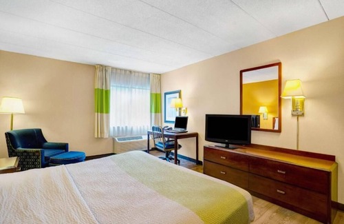 Milford Hotel | Motel 6 Milford, CT