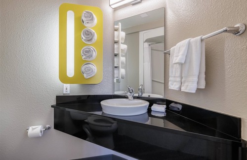 Grant Creek Hotel | Motel 6 Missoula, MT
