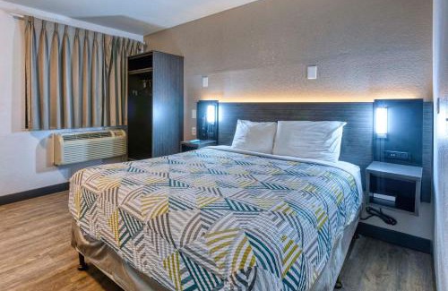 Nogales Hotel | Motel 6-Nogales, AZ - Mariposa Road