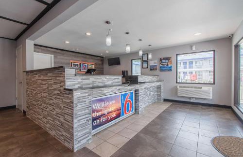 Norcross Hotel | Motel 6-Norcross, GA - Atlanta Northeast