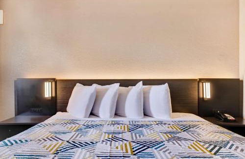 North Little Rock Hotel | Motel 6 North Little Rock, AR-JFK Blvd