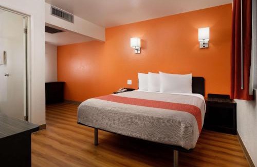 Pismo Beach Hotel | Motel 6-Pismo Beach, CA