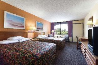 Southwest Raleigh Hotel | Motel 6 Raleigh, NC – Downtown South