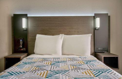 South Richland Hotel | Motel 6-Richland, WA - Kennewick