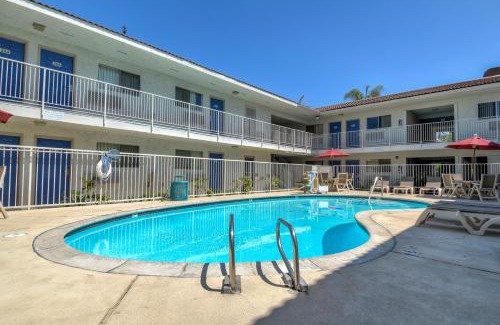 Rowland Heights Hotel | Motel 6-Rowland Heights, CA - Los Angeles - Pomona