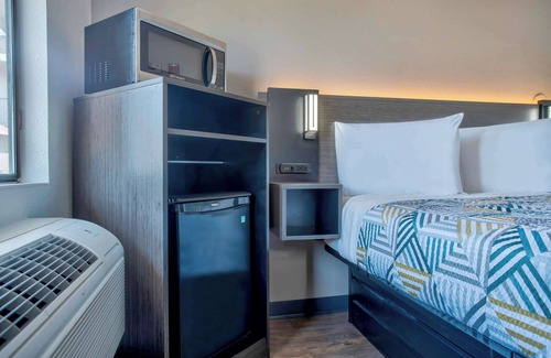 Salem Hotel | Motel 6 Salem, OR