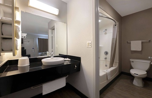 West San Antonio Hotel | Motel 6 San Antonio, TX - West SeaWorld