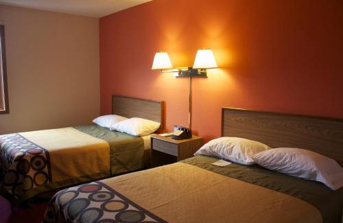 Saukville Hotel | Motel 6-Saukville, WI