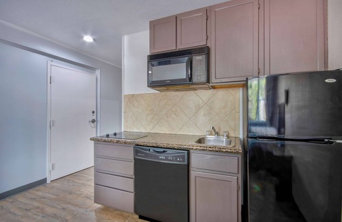 Stafford Hotel | Motel 6 Stafford, TX – SW Houston - Sugarland