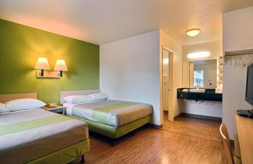 Tumwater Hotel | Motel 6-Tumwater, WA - Olympia