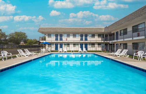 Twin Falls Hotel | Motel 6-Twin Falls, ID