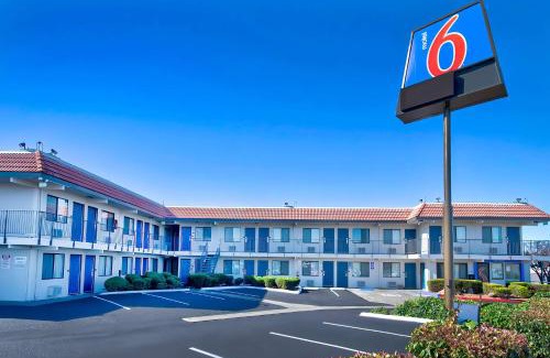 Vallejo Hotel | Motel 6-Vallejo, CA - Six Flags West