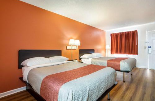 Warner Robins Hotel | Motel 6-Warner Robins, GA