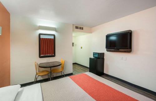 Williams Hotel | Motel 6 Williams, Ca