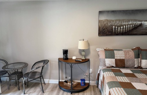Gilbertsville Hotel | Motel at KY Lake. Reel & Relax