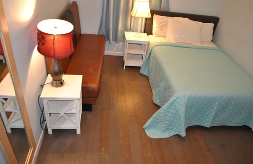 Newark House | Motel Casa Downtown Guest House