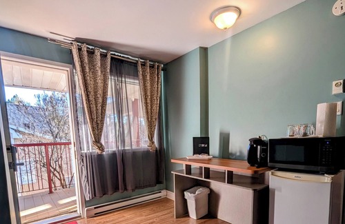 Saint-Sauveur Hotel | Motel des Pentes et Suites