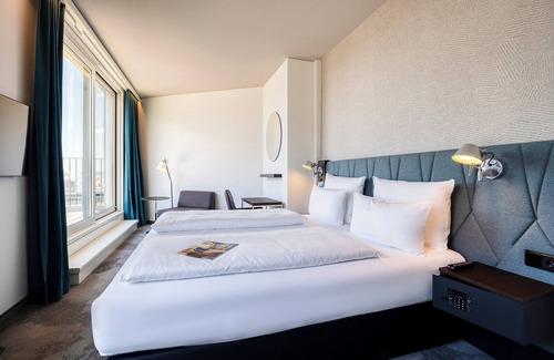 Onze-Lieve-Vrouw-ter-Sneeuw Hotel | Motel One Brussels