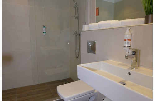 Neukoelln Hotel | Motel Plus Berlin