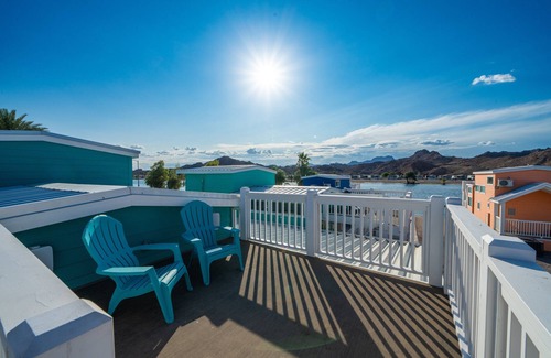 Parker Strip House | Motorboat Inn, Deluxe River Views, Roadrunner Resort