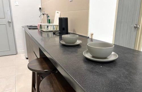 Tebrau Apartment | Mount Austin #Akademik #BigStudio 1-2Pax #Smart TV