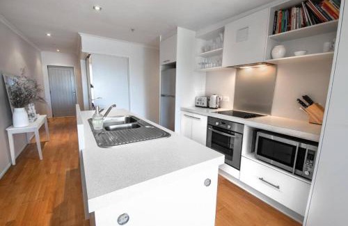 Mount Maunganui Apartment | Mount Maunganui Beach Apartment