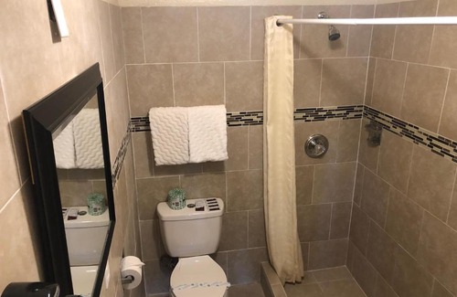 Wofford Heights Hotel | Mount-N-Lake Motel