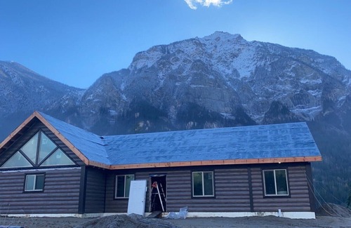 Mount Robson House | Mount Robson Luxury Cabin