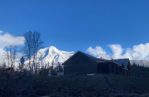 Mount Robson House | Mount Robson Luxury Cabin