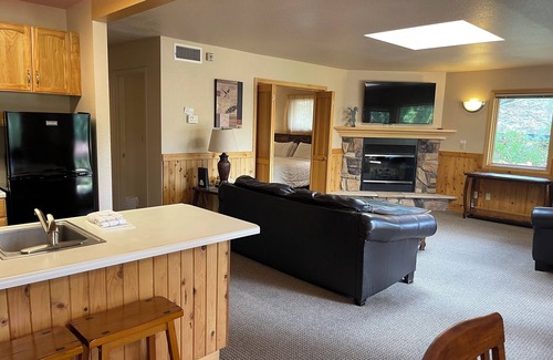 Mount Shasta Hotel | Mount Shasta Resort