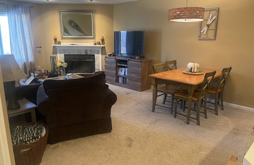 West Dover Condo | Mount Snow condo (Deer Creek) Walk to new Sundance lift