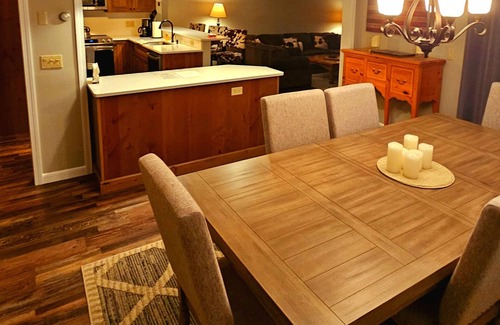 West Dover House | Mount Snow Mountain Views - Spacious and Clean 4 Bedrooms 3 Baths Condo