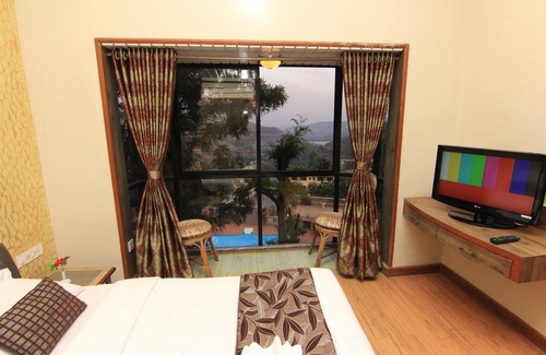 Panchgani Hotel | Mount View Executive The Valley Resort