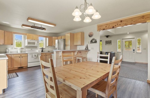 Florissant House | Mountain Aerie Retreat
