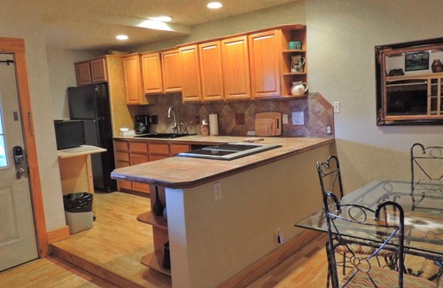 Estes Park Condo | Mountain and Lake Views