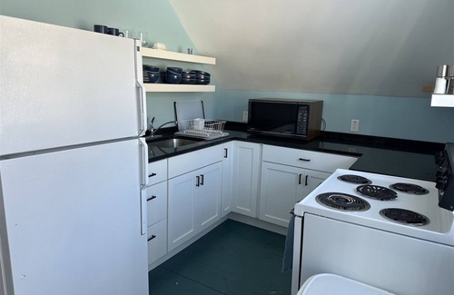 Camden House | MOUNTAIN APARTMENT - Town of Camden