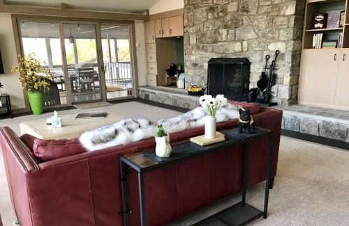 Waynesville House | Mountain Breezes