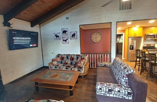 Groveland House | Mountain Cabin near Yosemite