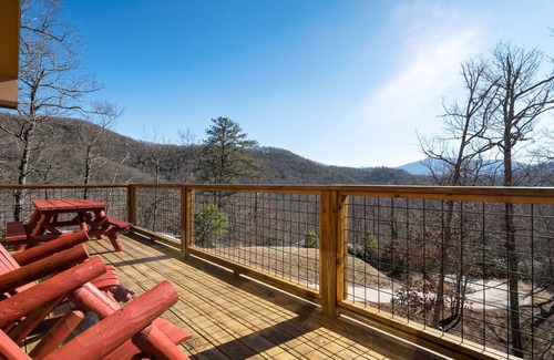 Fairview Cabin | Mountain Cabin-no hurricane damage; we would love your support!
