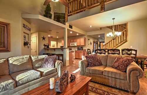 Pinetop Cottage | Mountain Cabin Retreat w/Game Room, Patio & Views
