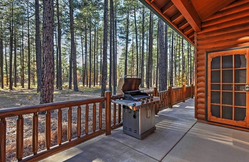 Pinetop Cottage | Mountain Cabin Retreat w/Game Room, Patio & Views