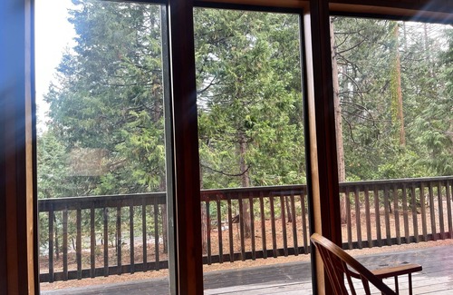 Shaver Lake Cabin | Mountain cabin with fireplace. Minutes away from Shaver Lake and China Peak.