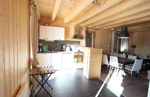Chamrousse Ski Chalet | Mountain Chalet, 8 Guests, 4 Bedrooms, South-West Facing, Pet-Friendly, Chamrousse