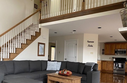 Sybertsville Ski Chalet | Mountain Chalet, wildlife, views, within 5 minutes of everything at Eagle Rock