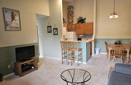 Timberline House | Mountain Charm