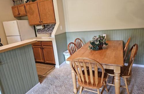 Timberline House | Mountain Charm