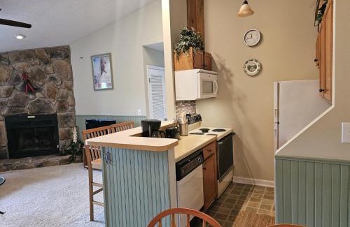 Timberline House | Mountain Charm