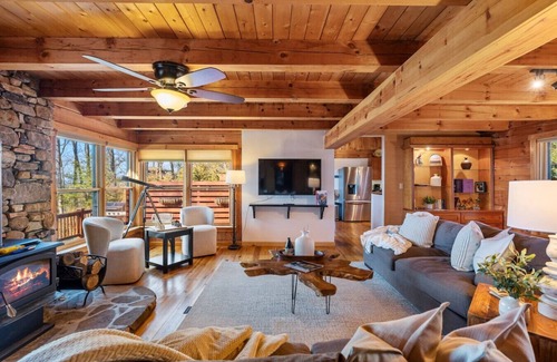 East End - Valley Street House | Mountain Cottage~MtnViews~5MiDt~